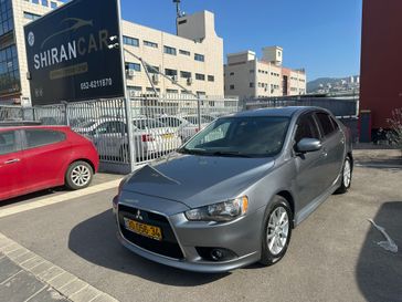 מיצובישי לנסר