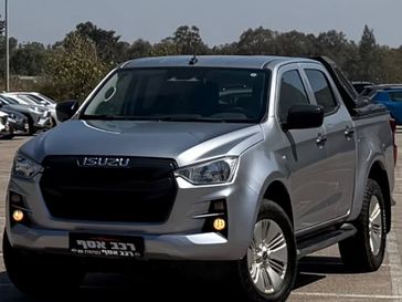 איסוזו D-Max
