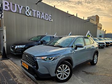 טויוטה קורולה קרוס