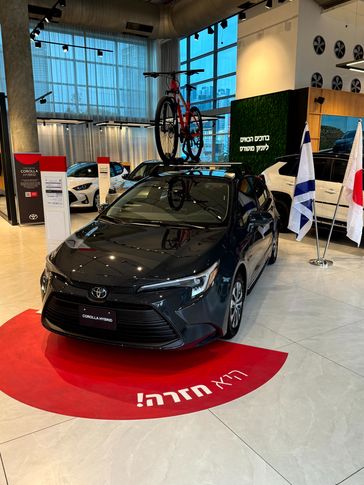 טויוטה קורולה