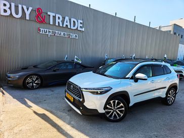 טויוטה קורולה קרוס