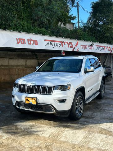 ג'יפ גראנד צ'ירוקי