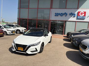 ניסאן סנטרה