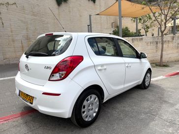 יונדאי I20