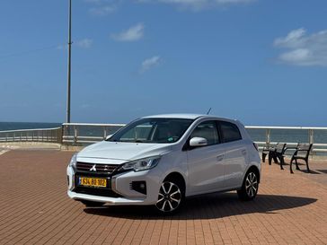 מיצובישי ספייס סטאר