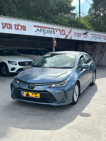 טויוטה קורולה