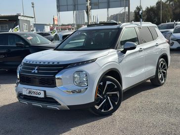 מיצובישי אאוטלנדר