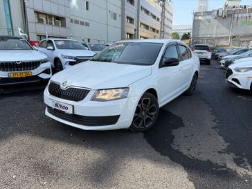 סקודה אוקטביה