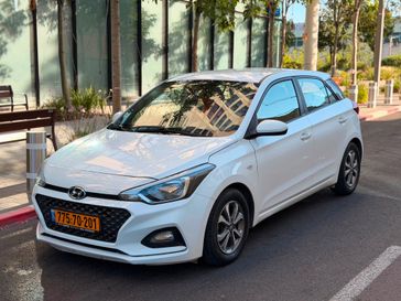 יונדאי I20