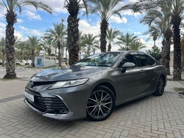 טויוטה קאמרי