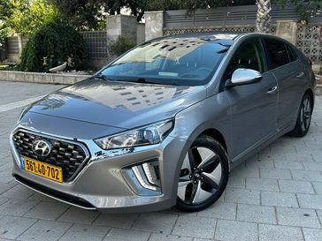 יונדאי איוניק