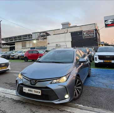 טויוטה קורולה