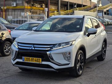 מיצובישי אקליפס קרוס