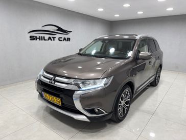 מיצובישי אאוטלנדר