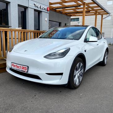 טסלה MODEL Y