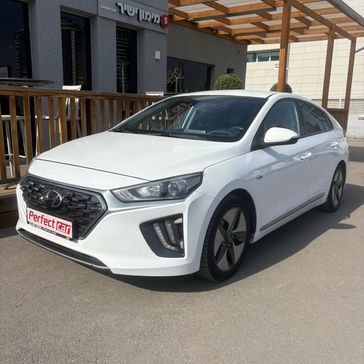 יונדאי איוניק