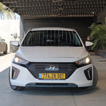 יונדאי איוניק