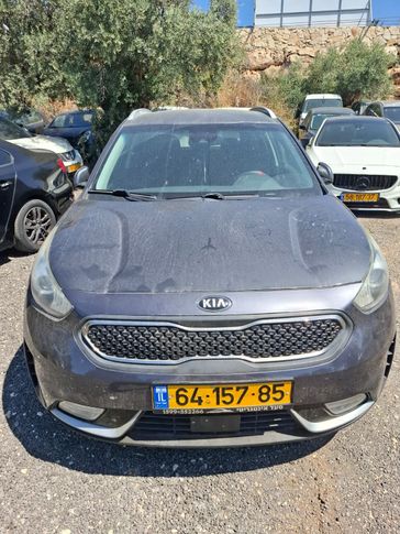 קיה נירו