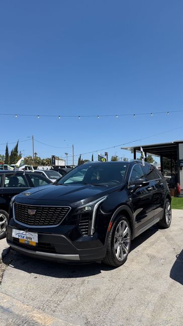 קאדילאק XT4