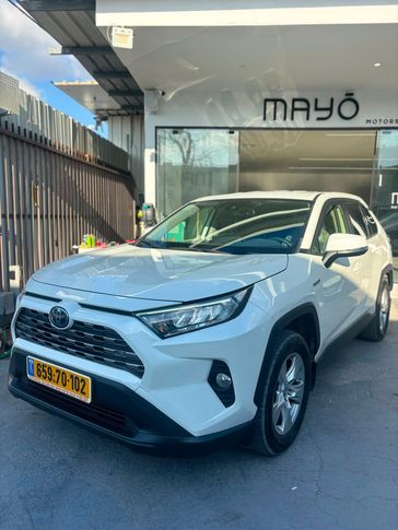טויוטה RAV4