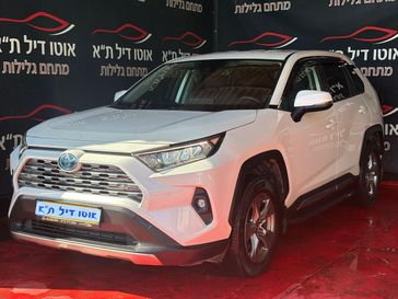 טויוטה RAV4