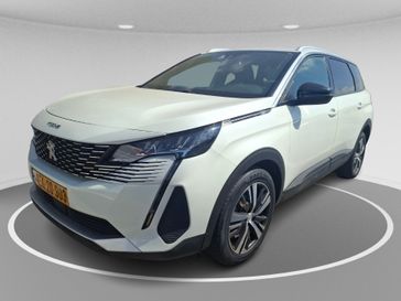 פיג'ו 5008