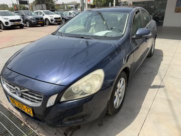 וולבו S60