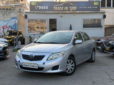 טויוטה קורולה