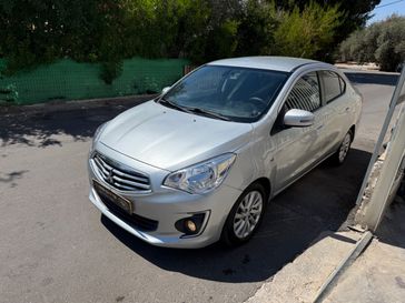 מיצובישי אטראז