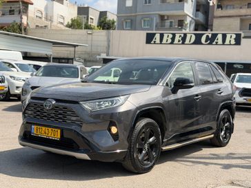 טויוטה RAV4