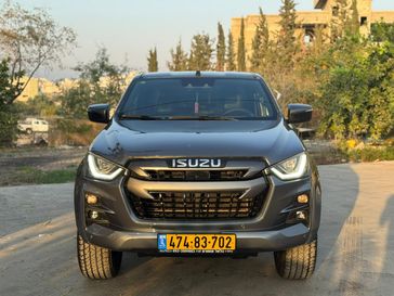 איסוזו D-Max