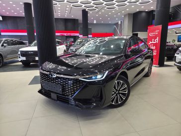 צ'רי ARRIZO 8 PHEV