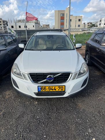 וולבו XC60