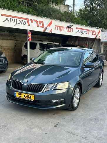 סקודה אוקטביה