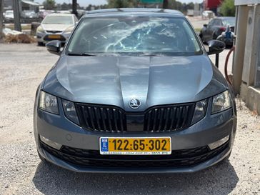 סקודה אוקטביה