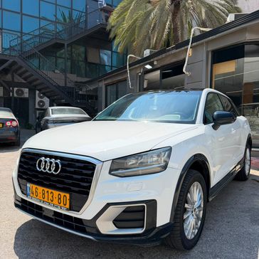 אאודי Q2