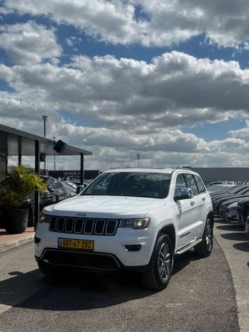 ג'יפ גראנד צ'ירוקי