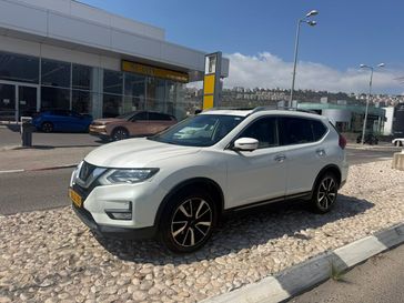 ניסאן X TRAIL