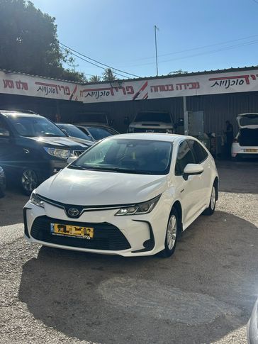 טויוטה קורולה