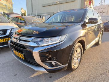 מיצובישי אאוטלנדר