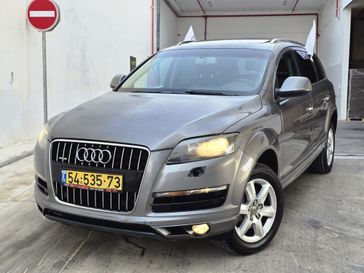 אאודי Q7