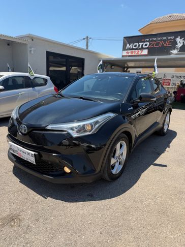 טויוטה C-HR