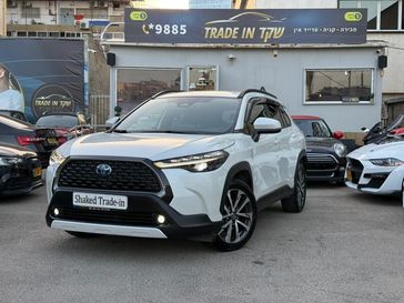 טויוטה קורולה קרוס