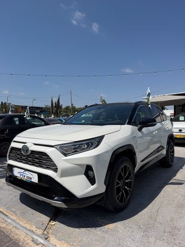 טויוטה RAV4