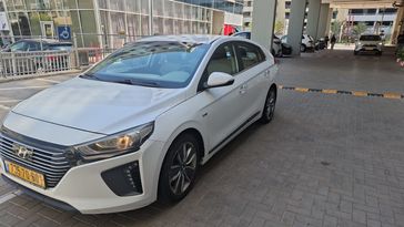 יונדאי איוניק