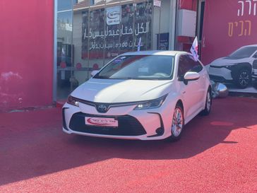 טויוטה קורולה