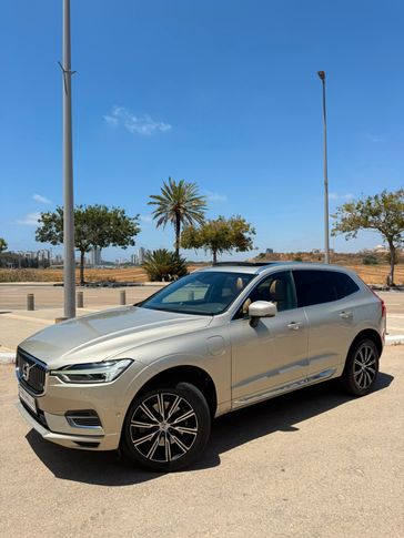 וולבו XC60