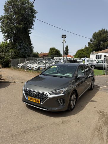 יונדאי איוניק