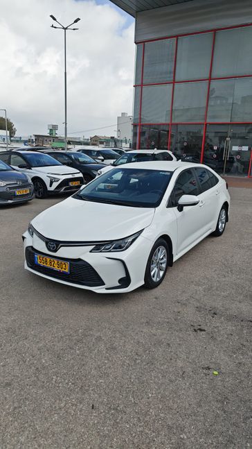 טויוטה קורולה