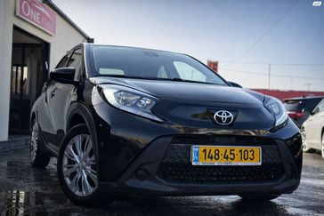 טויוטה אייגו